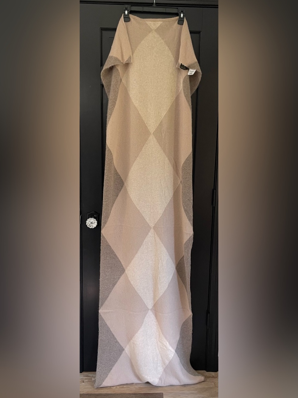 100% Cashmere Charter Club Neutral Diamond-Pattern Wrap Scarf